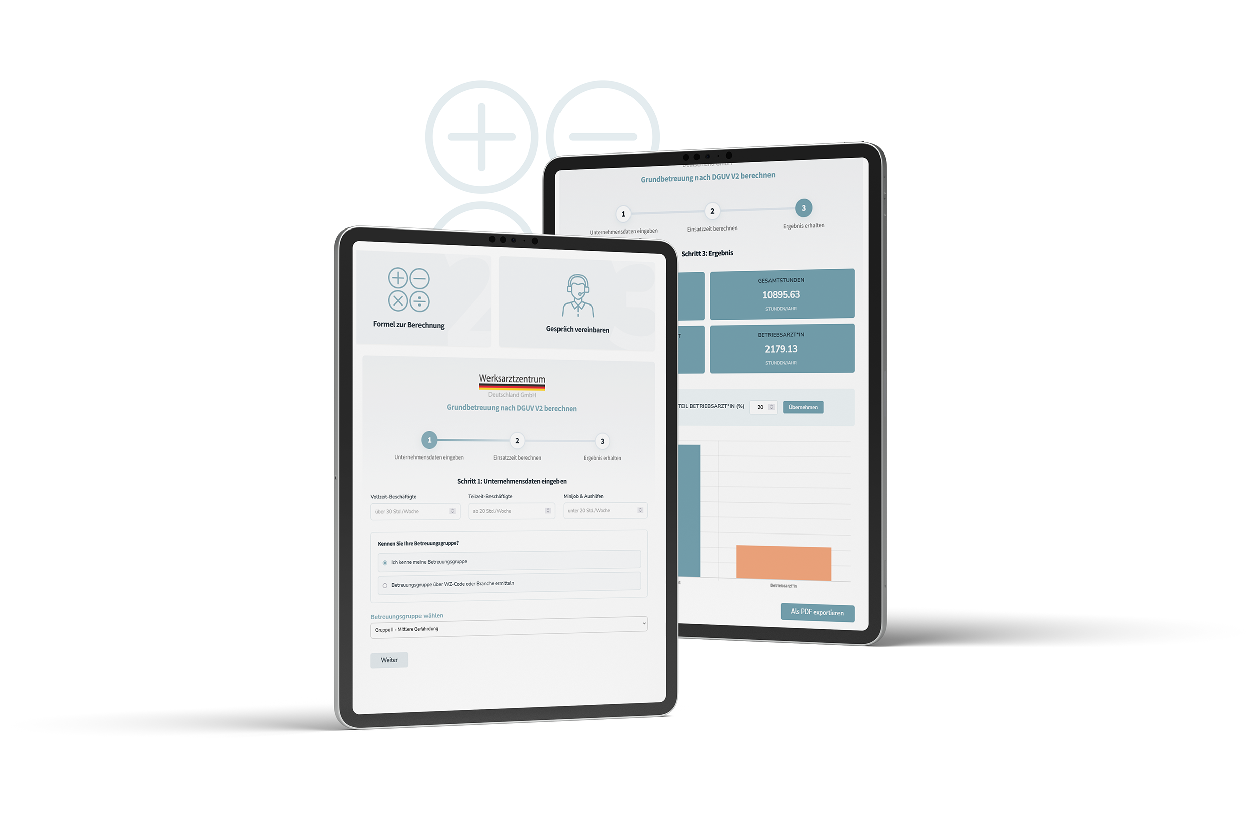 Eine Frau sitzt erkältet mit einer Tasse Tee auf dem Sofa zuhause und guckt sich auf dem Laptop das Portal des Werksarztzentrums Deutschland an.